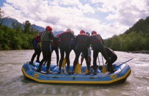 Wildwasser Rafting als teamevent